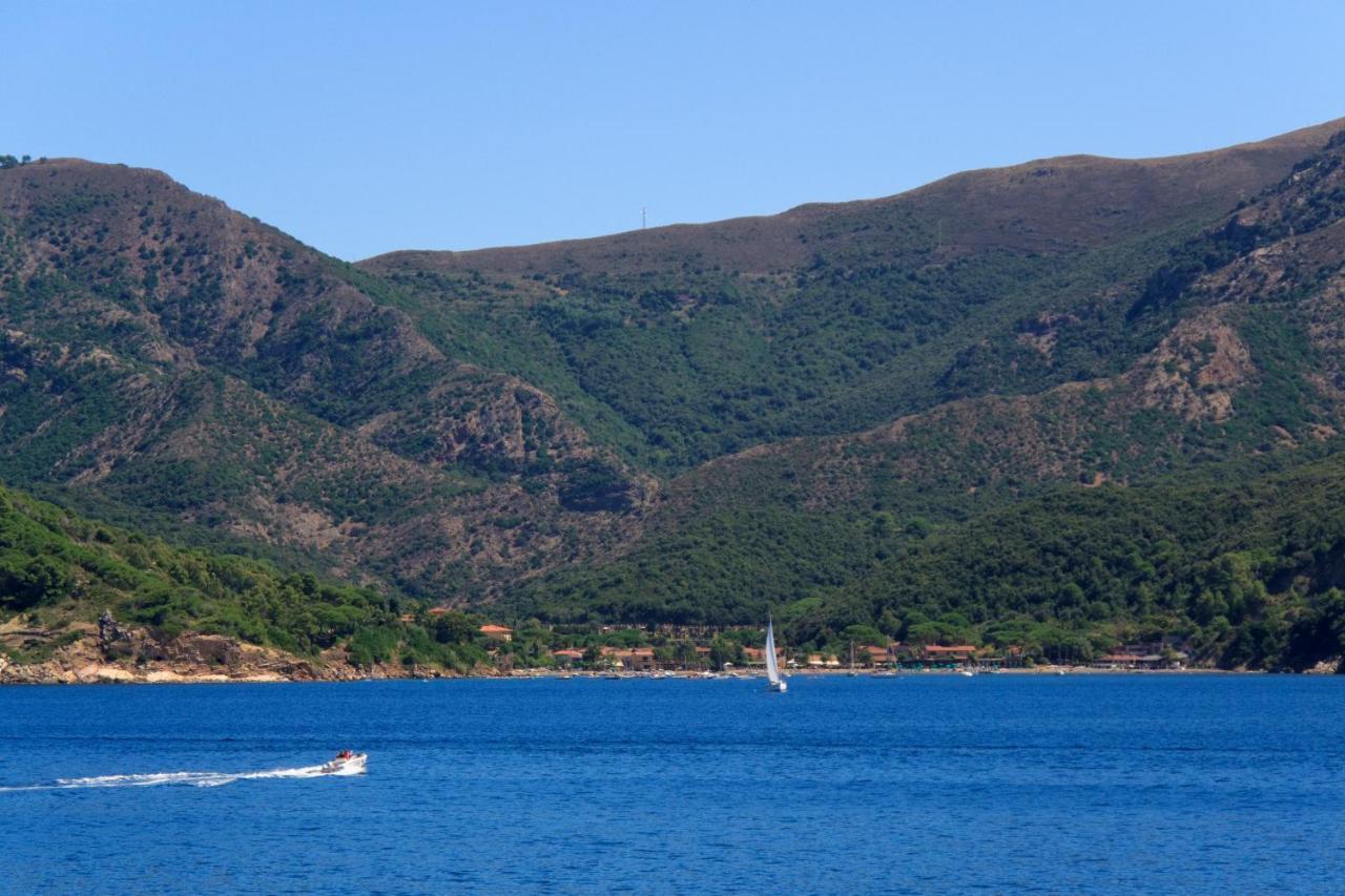 Appartamenti La Baia Lido 费拉约港 外观 照片